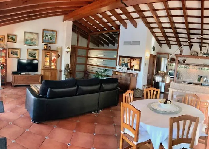 Victoria * Sa Caleta